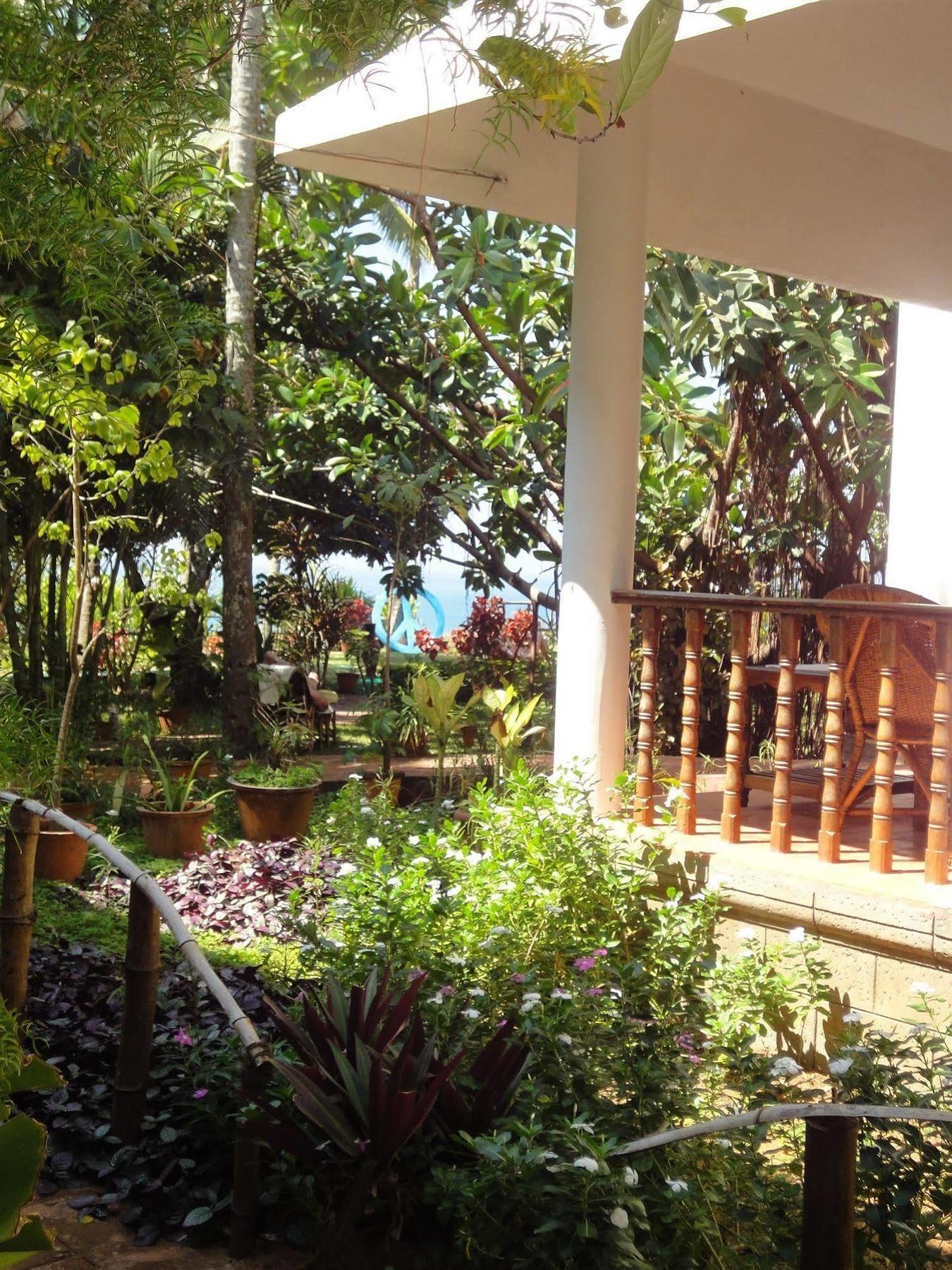Hotel The Oceano Varkala Exterior foto